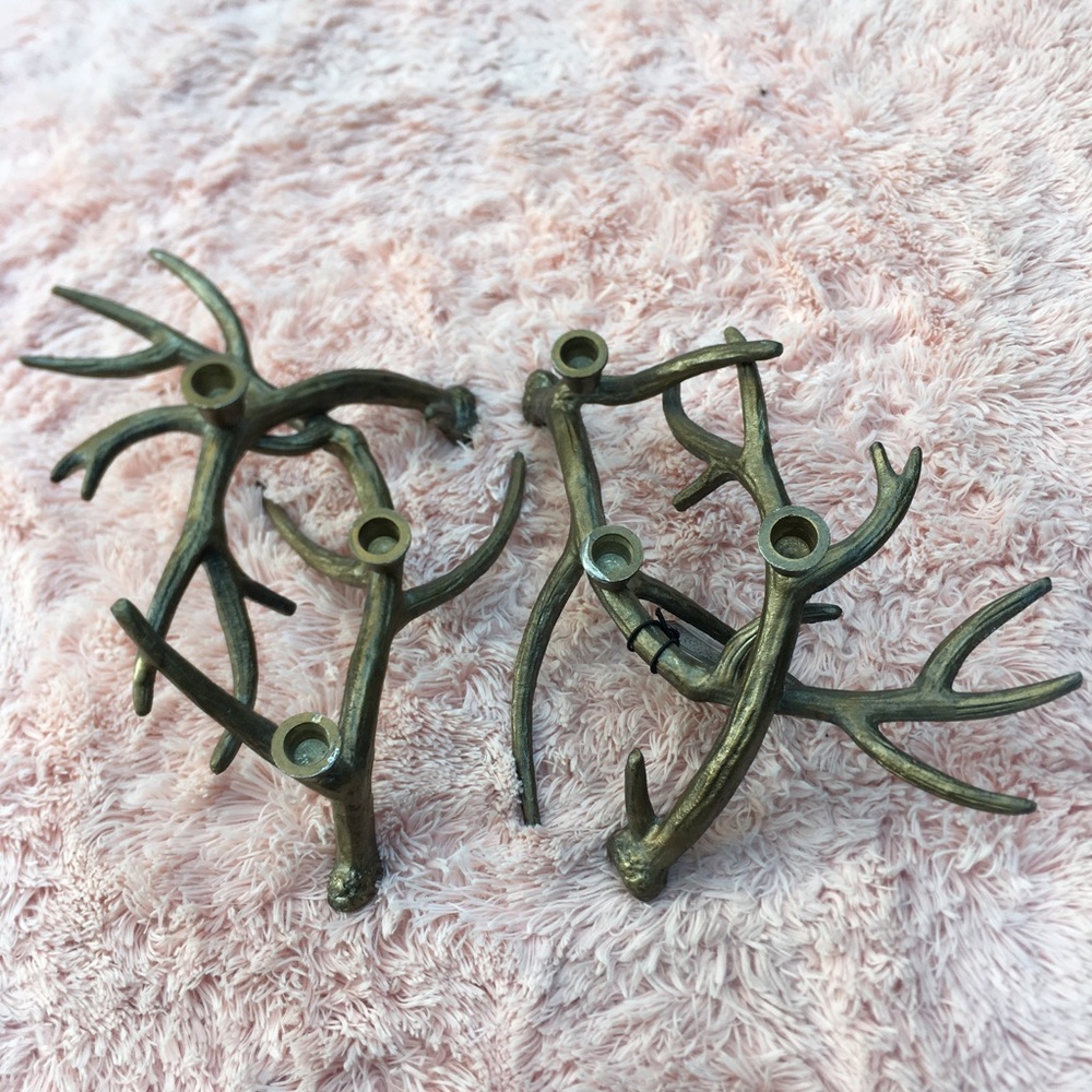 Threshold metal antler candle holder